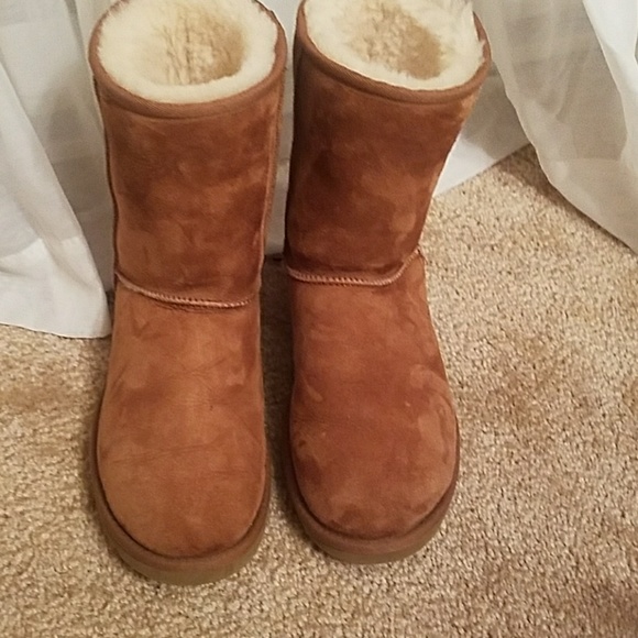 UGG Shoes - Ugg size 9